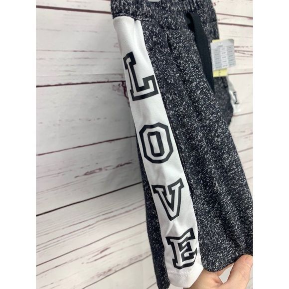 Bobbie Brooks Heather Gray Love Ladies Shorts‎ Size Small - Picture 7 of 7